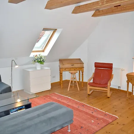 Ostseeallee 3 Nr 02 *